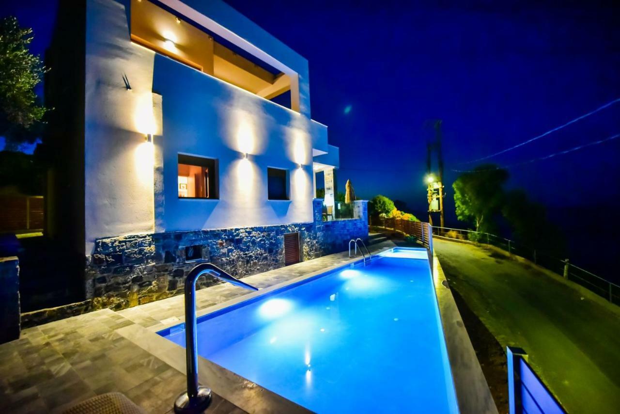 Sea Front Panorama Private Pool Villa *