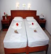 Kyma Aparthotel Marathokampos