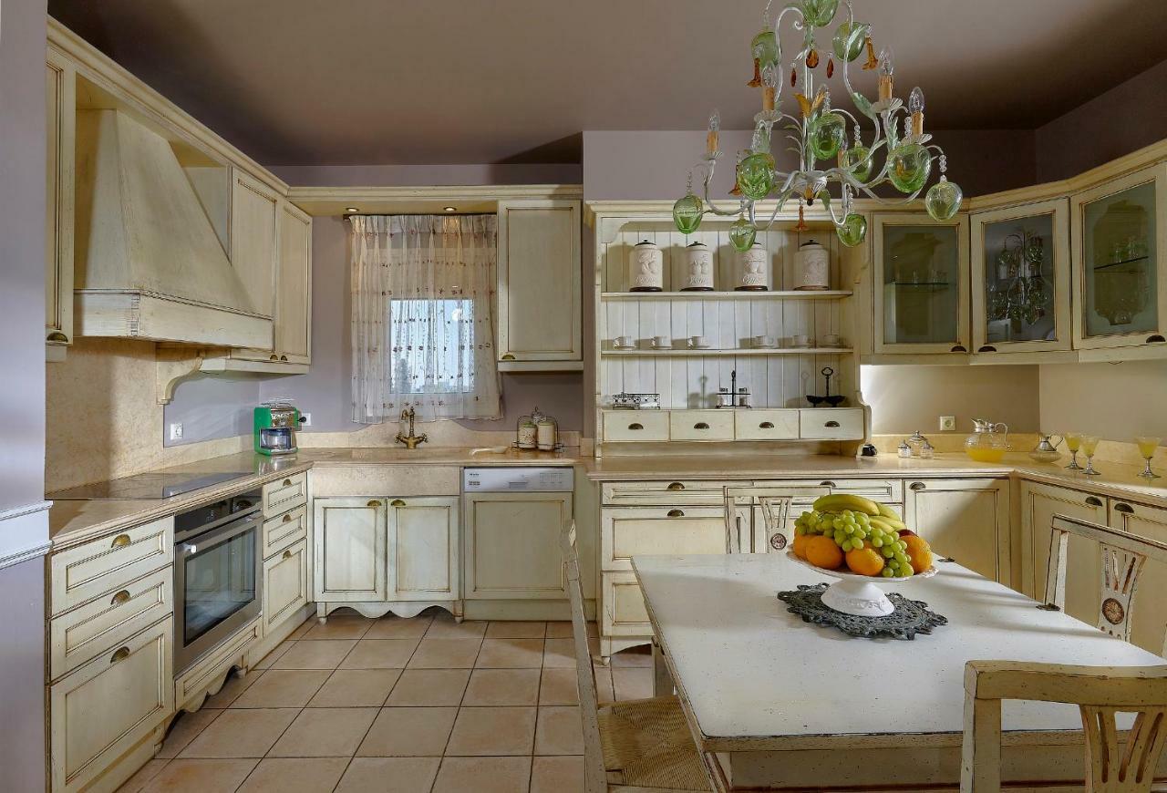 Living E-motion Villa