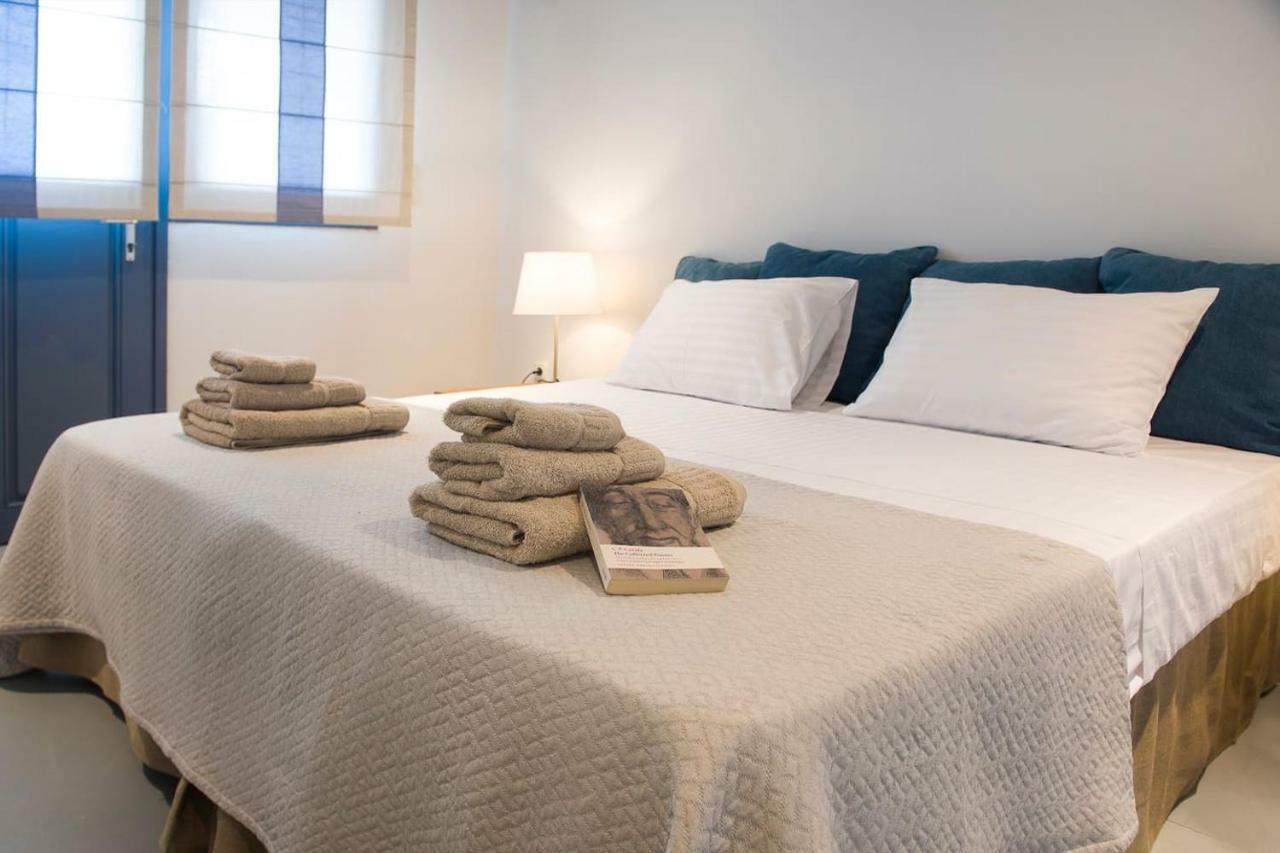 Luxury Cycladic Villa-enjoy Infinity Pool Sunsets Villa