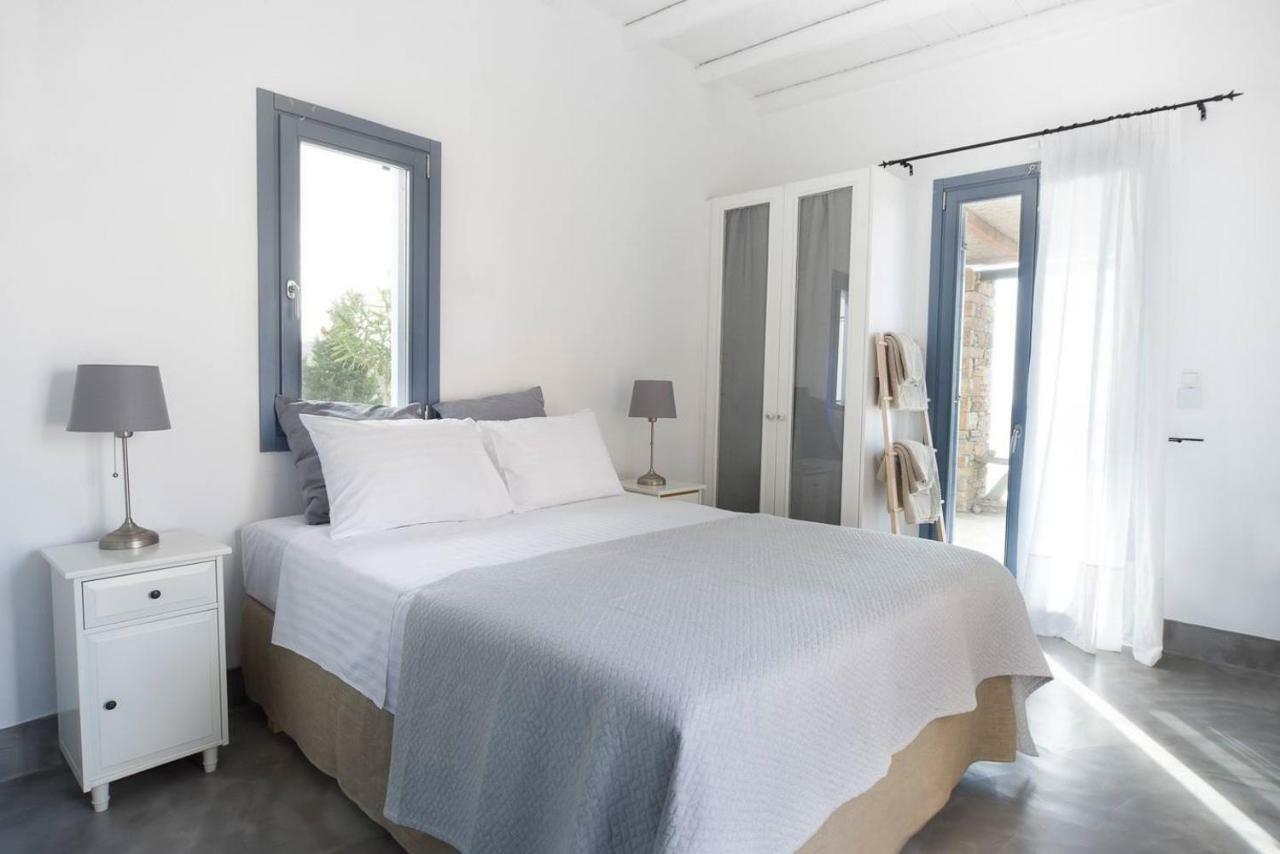 Villa Luxury Cycladic Villa-enjoy Infinity Pool Sunsets Koundouros