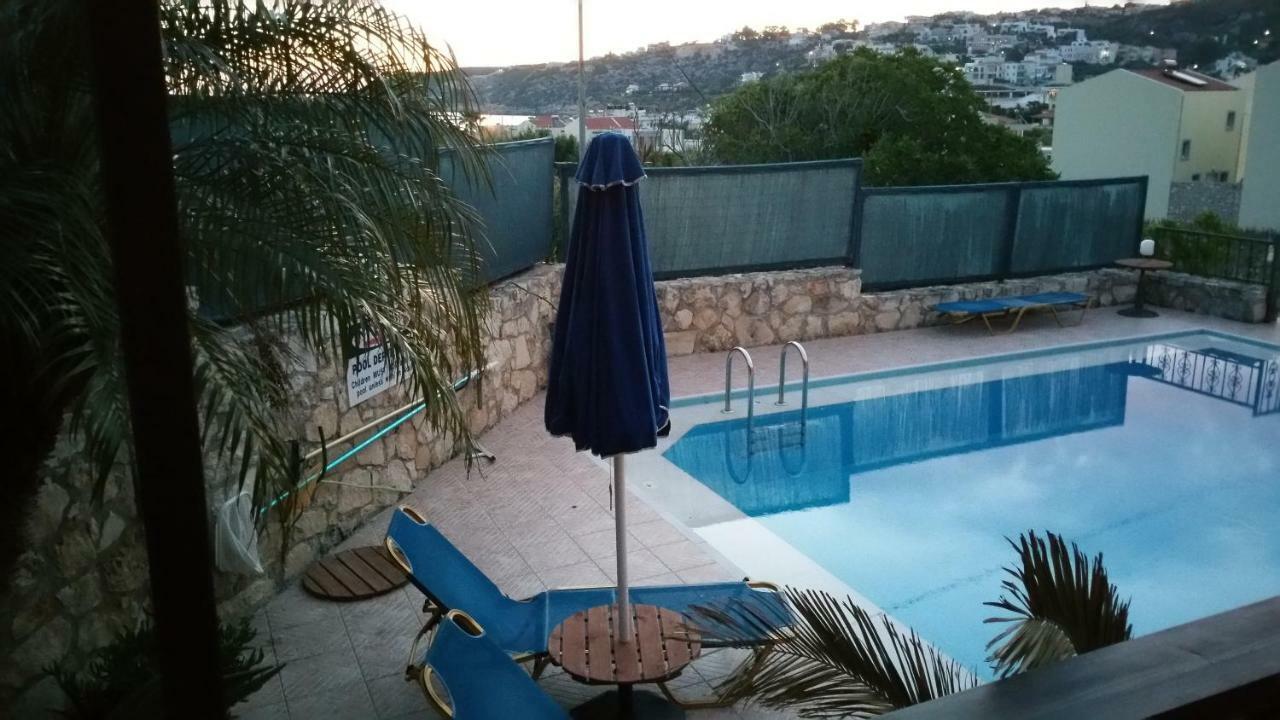 Kostas * Almyrida (Crete)