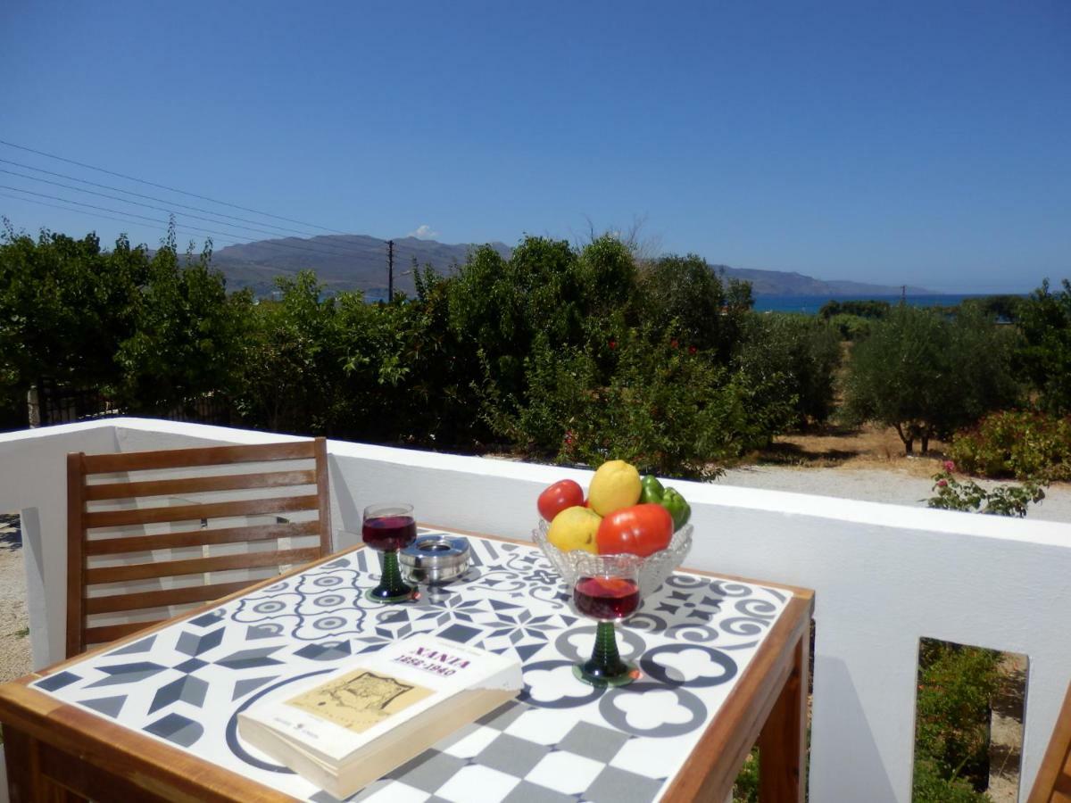 Maro * Tavronitis (Crete)