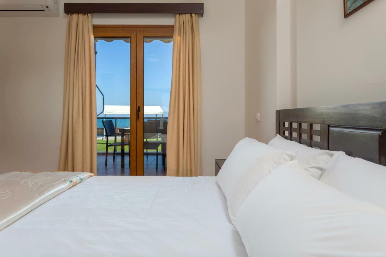 Apartment Venetico Beachfront & - 2 Bedroom