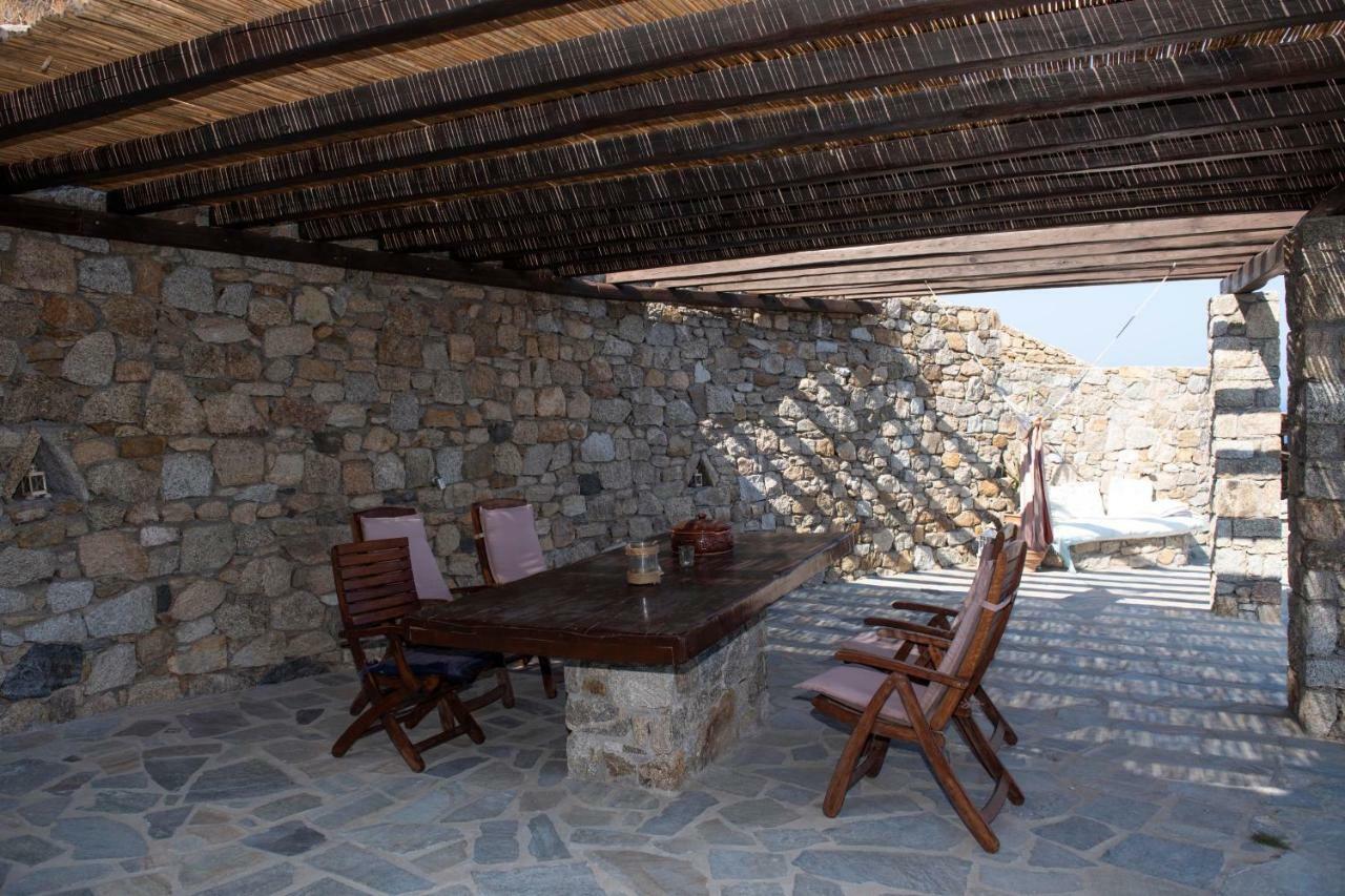 Siourdas Mykonos