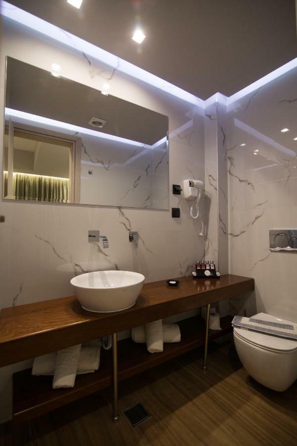 Aianteion Bay Luxury & Hotel 3*