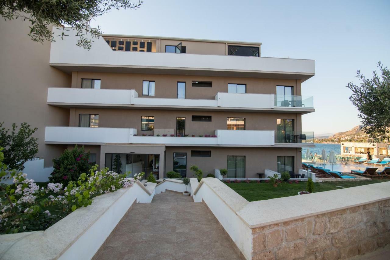 Aianteion Bay Luxury & Hotel 3*