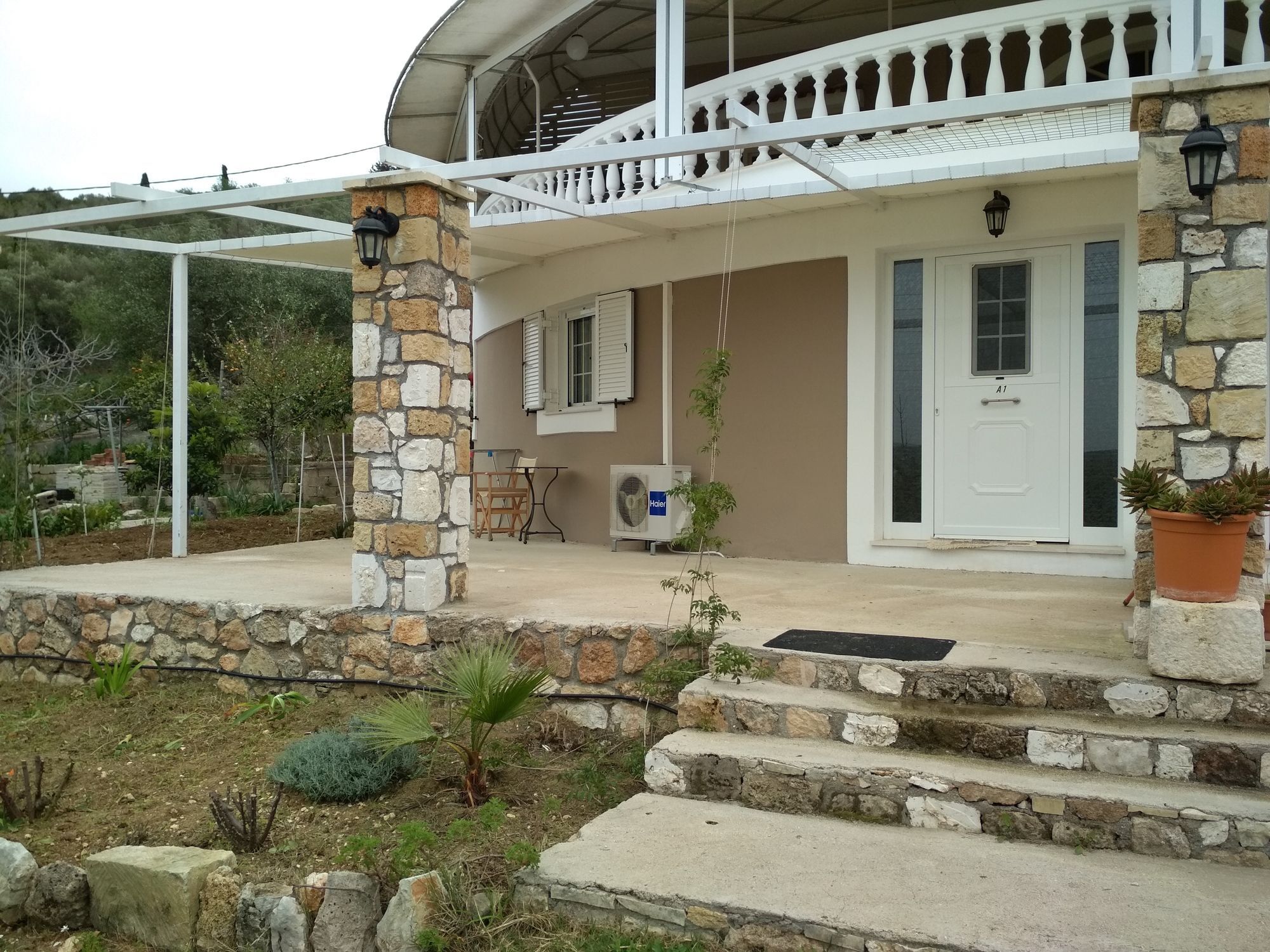 Oskars & Aparthotel Lassi (Kefalonia)