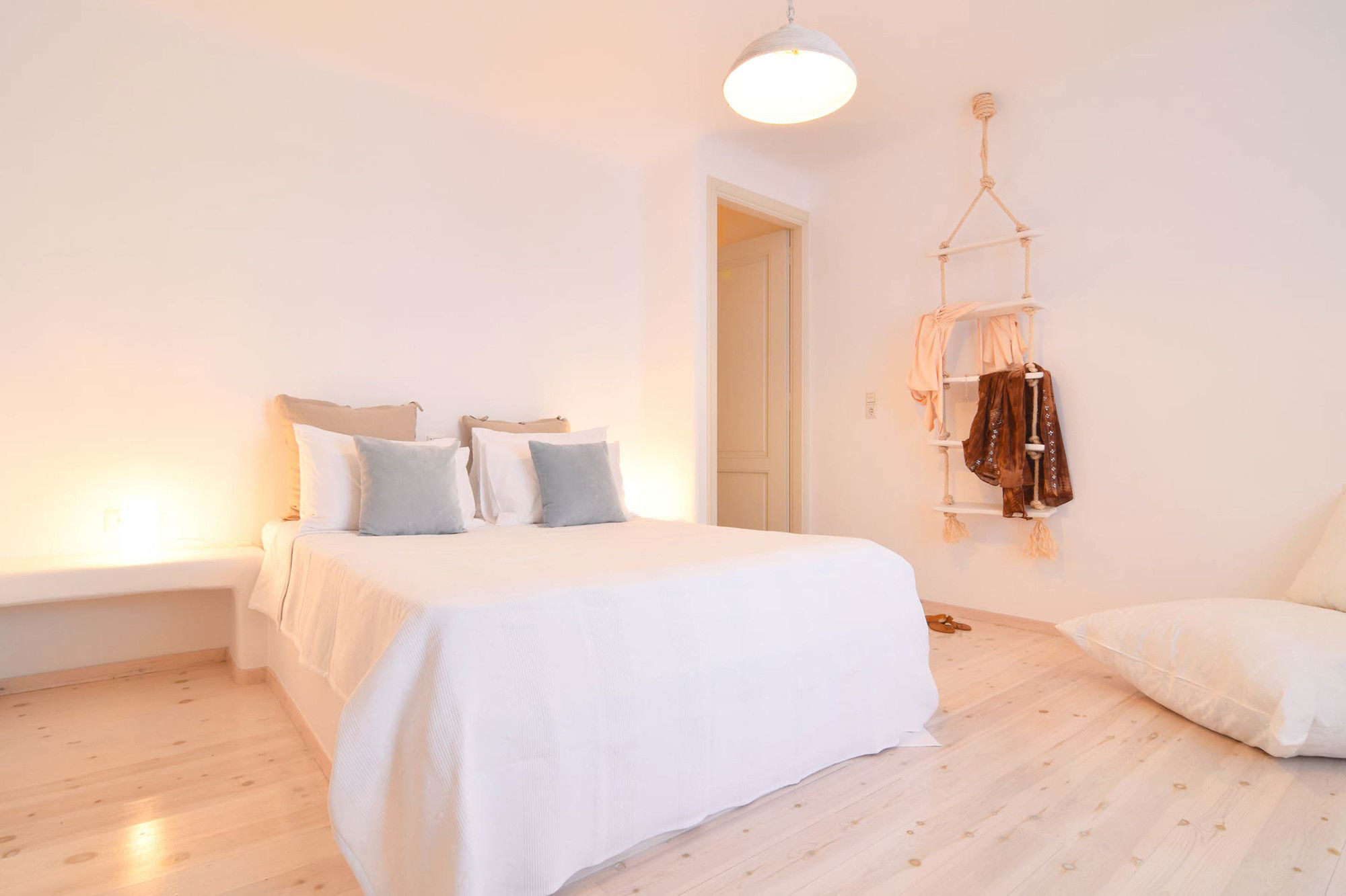 Thelgo Psarou (Mykonos)