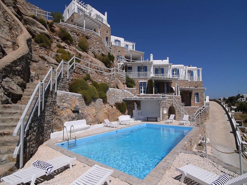Thelgo Psarou (Mykonos)
