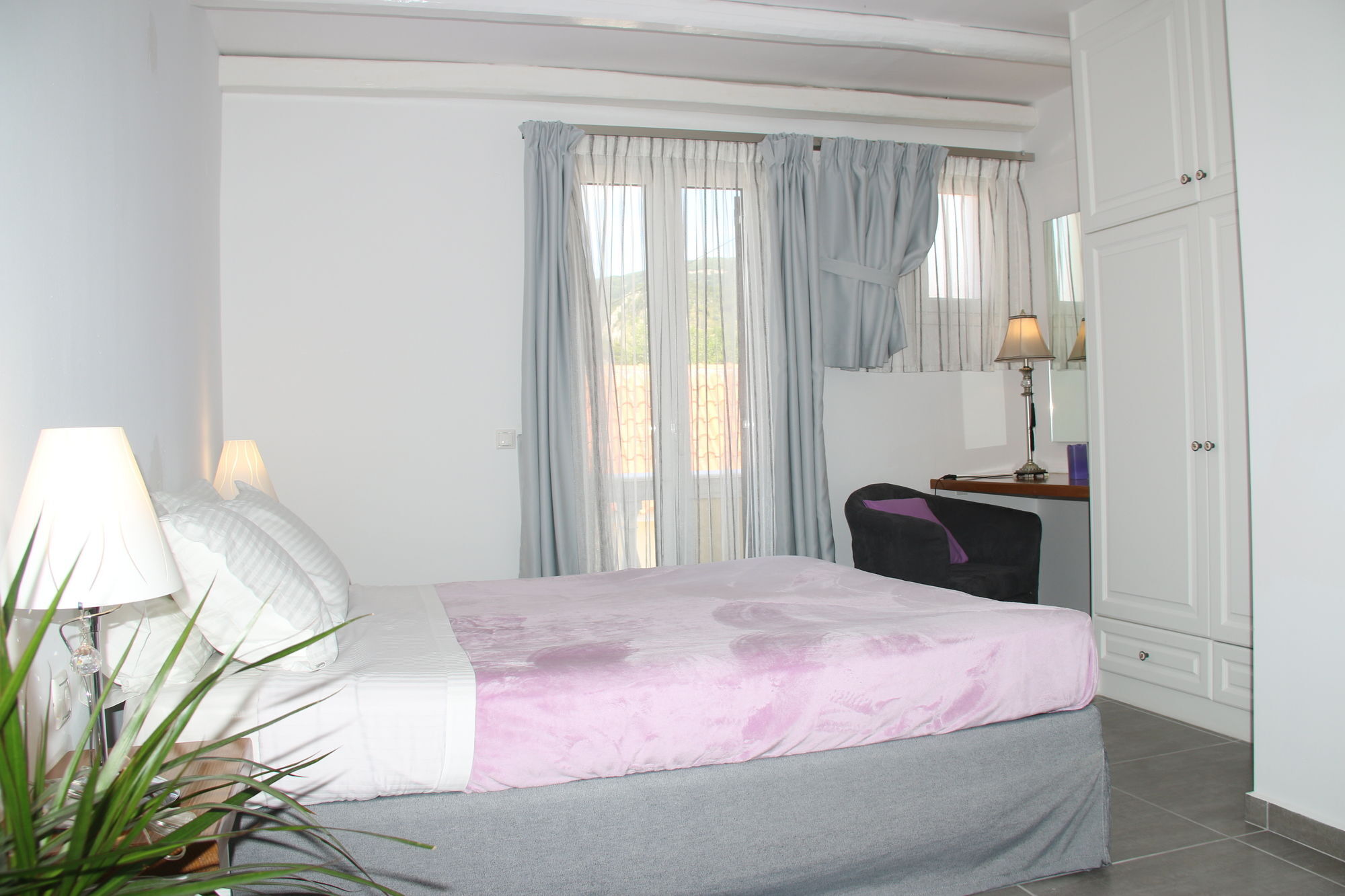 Kanakis Apartment Asos