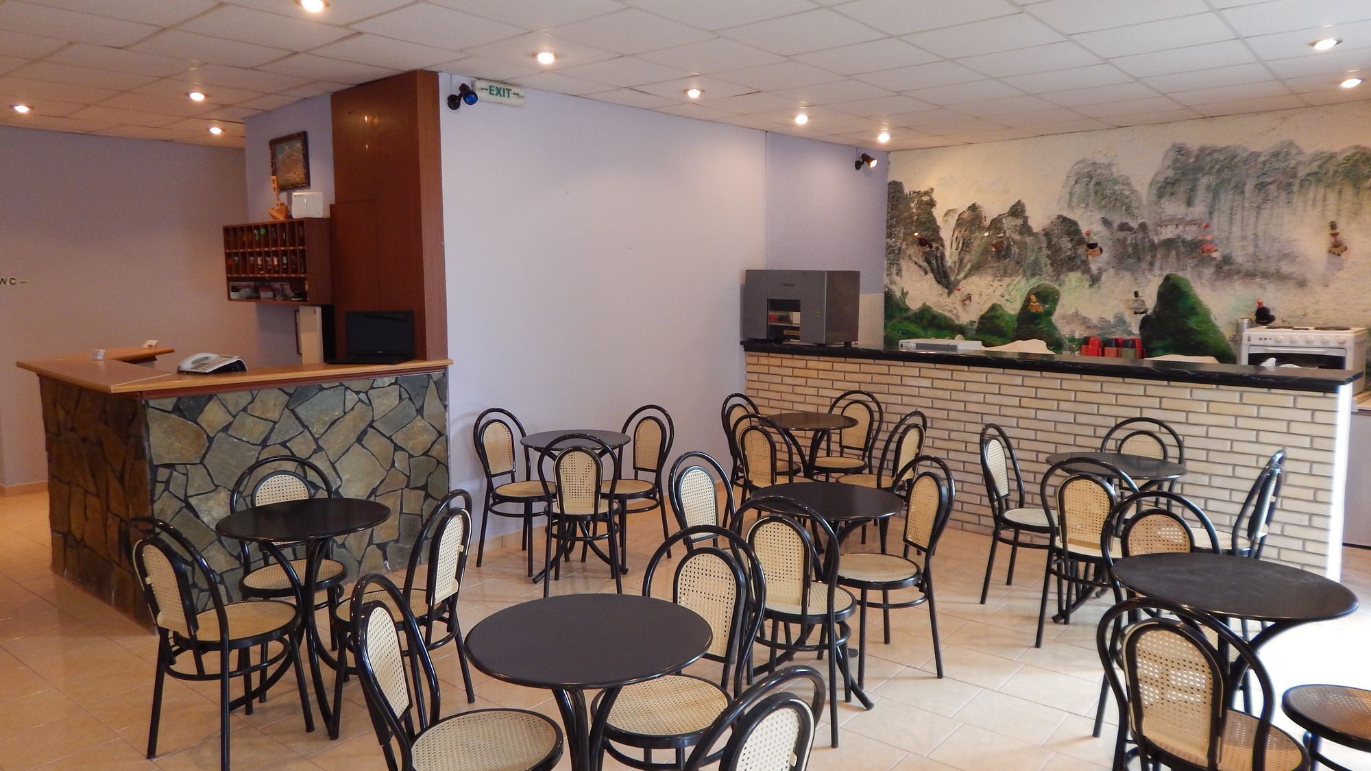 Aparthotel Petania & 3*