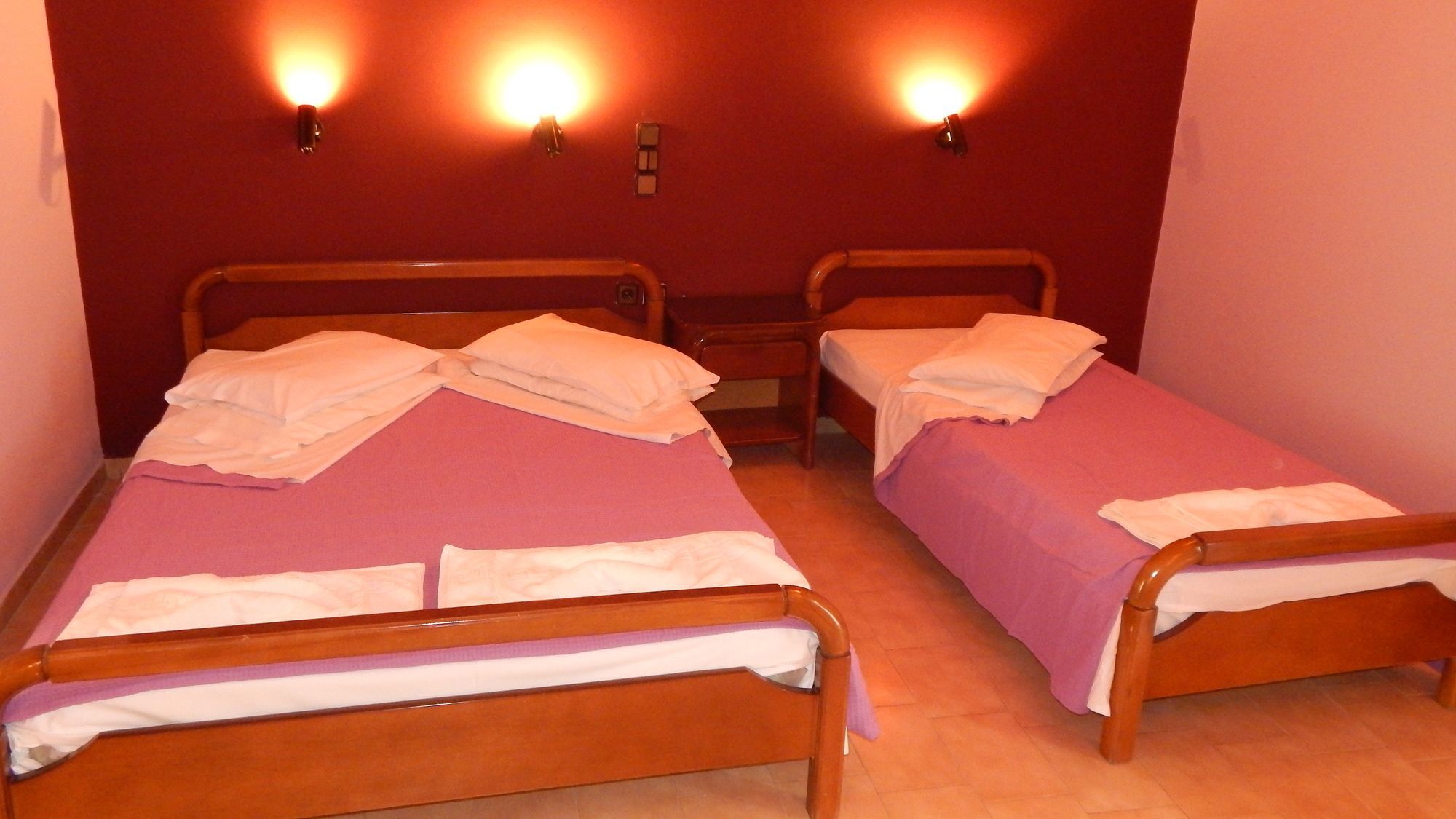 Petania & Aparthotel 3*