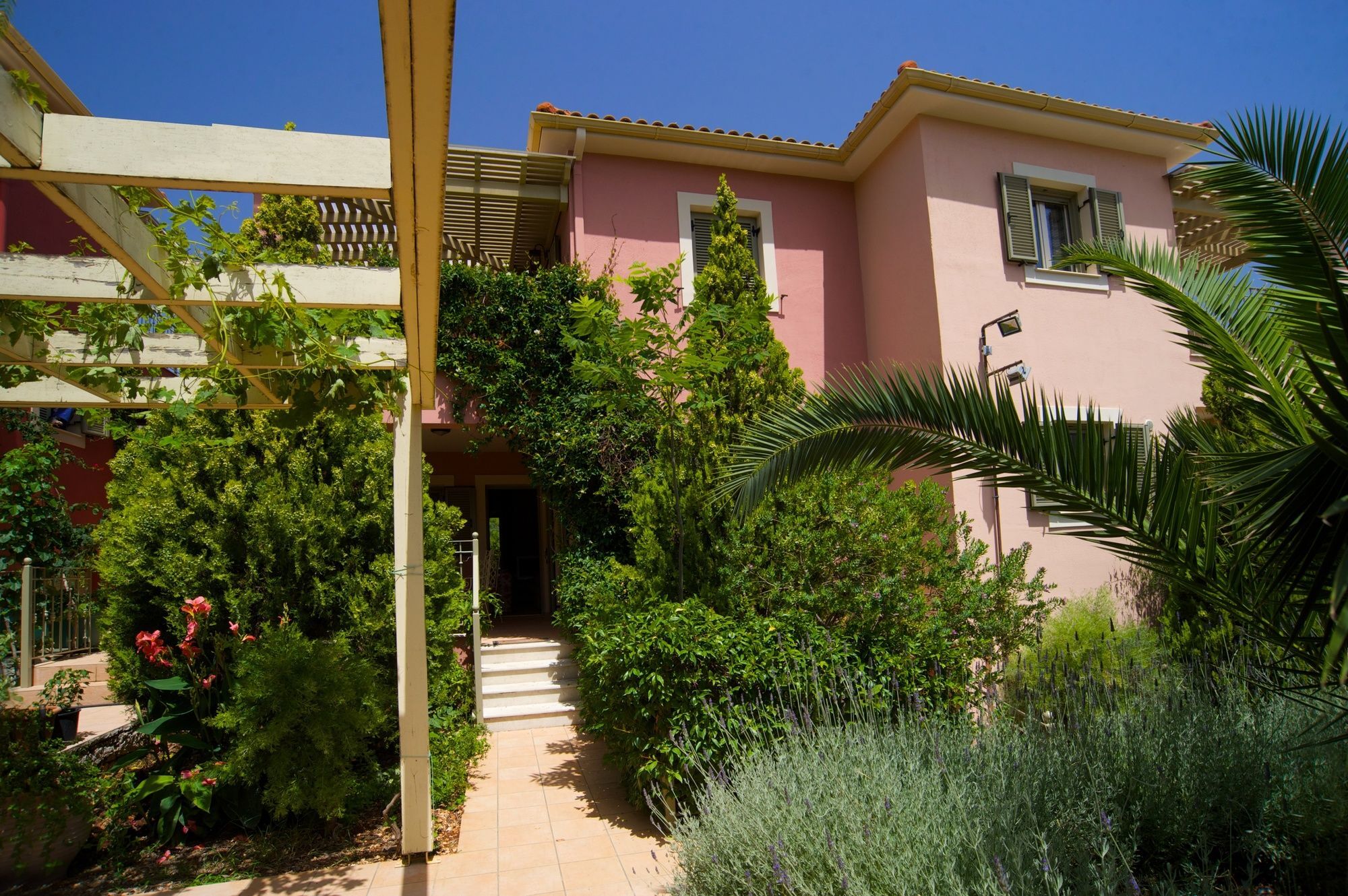 Stamoulis Villa *