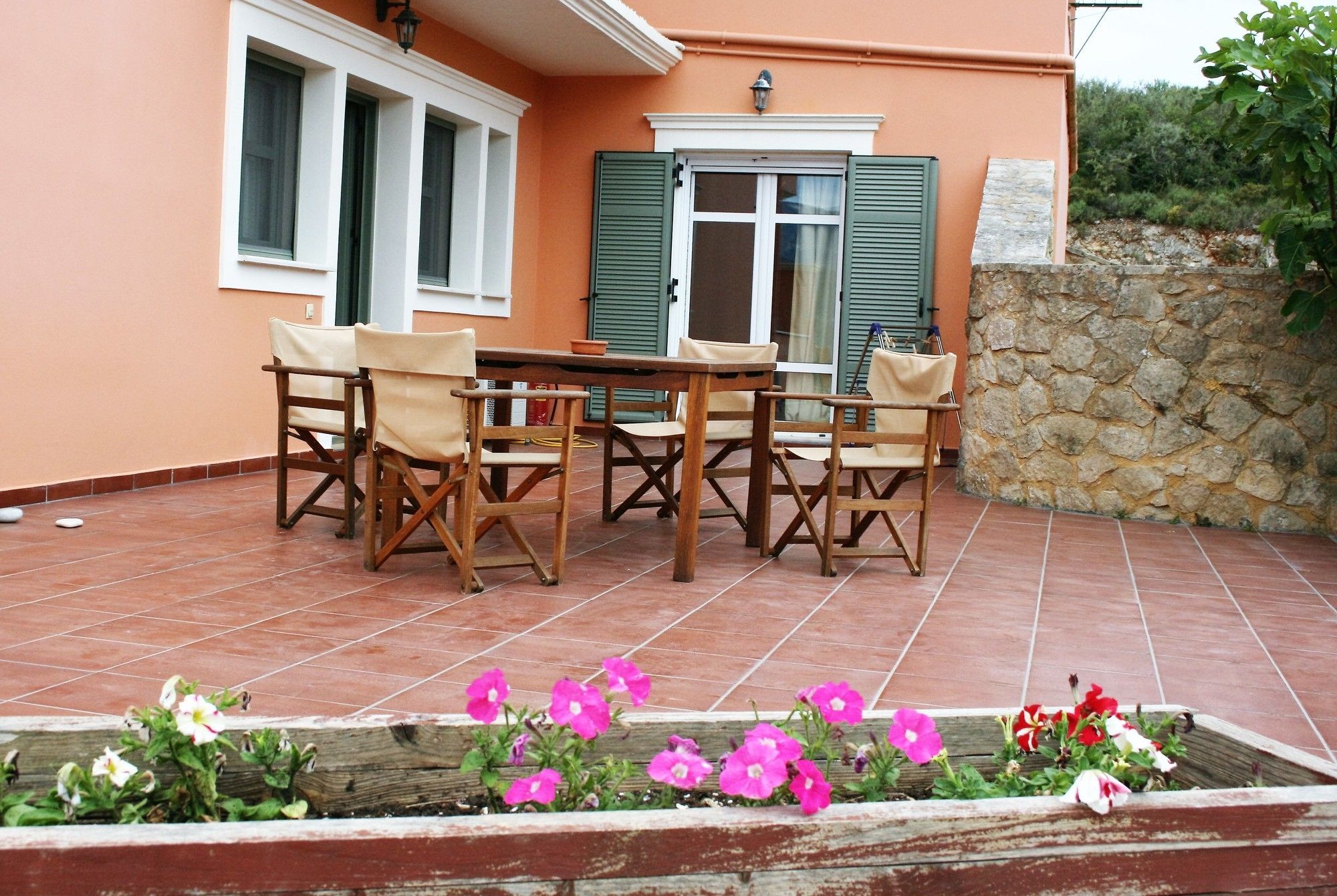 Lagoon View - Adults Only Khelmata