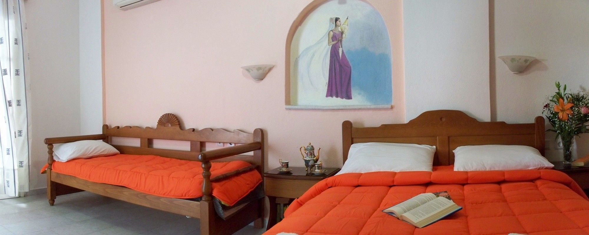Mike's Naxos City
