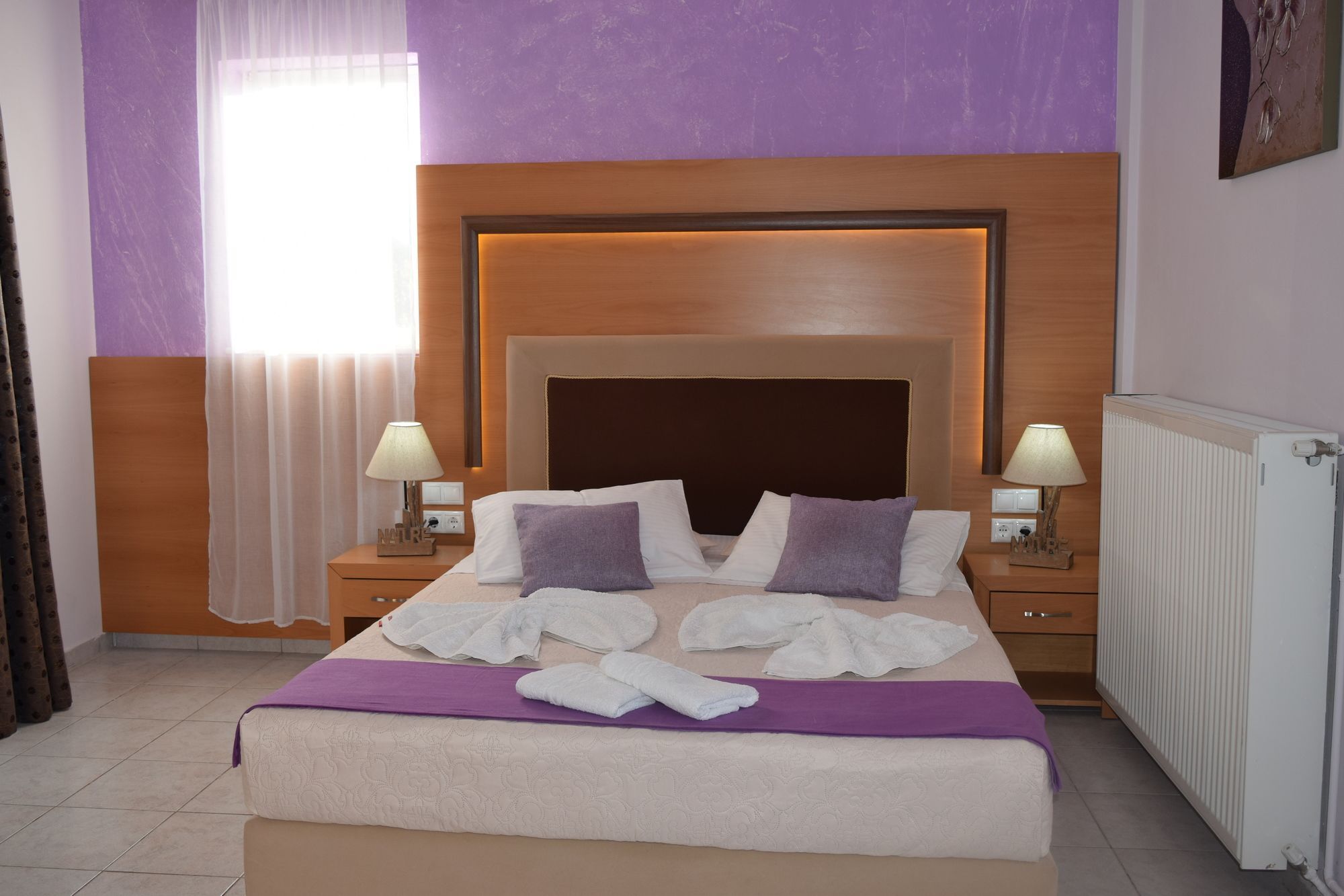 Shine Apartment