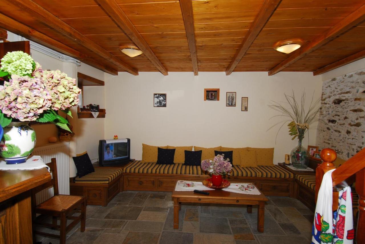 Guest house Archontiko Iatridis *