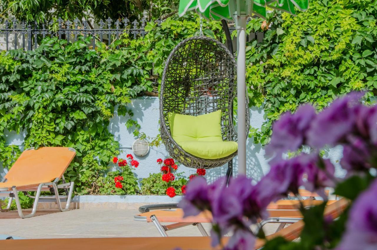Aparthotel Emilia 2*