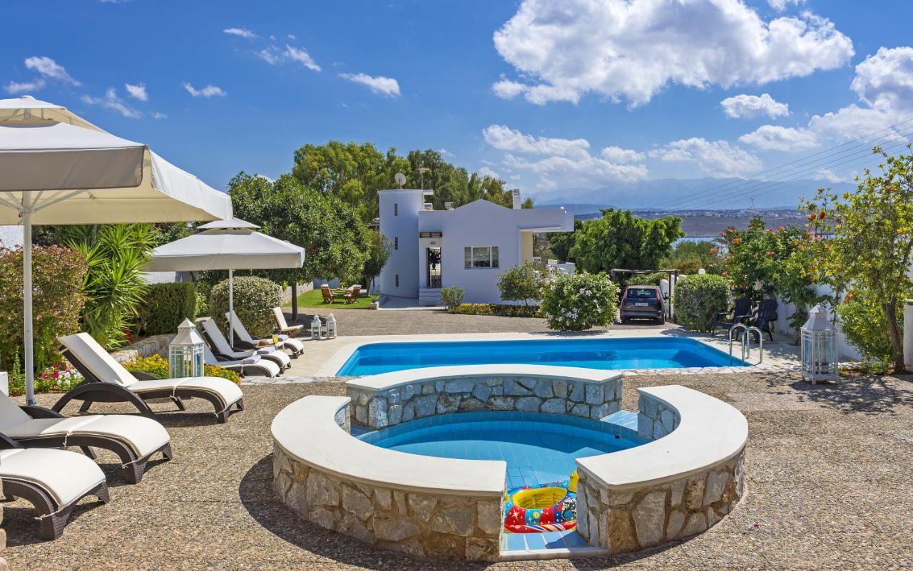 Plumeria Flower Villa *
