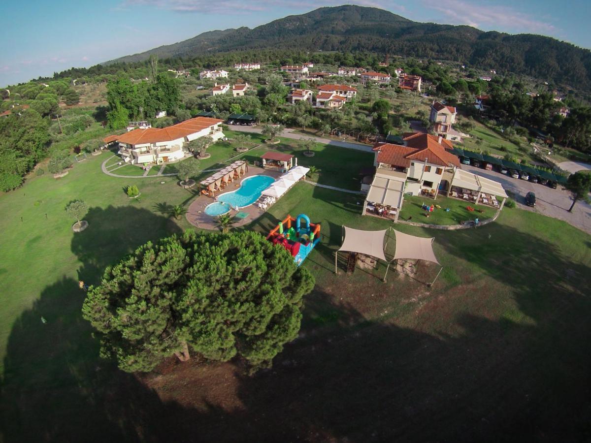 Guest house Top Studios 3*