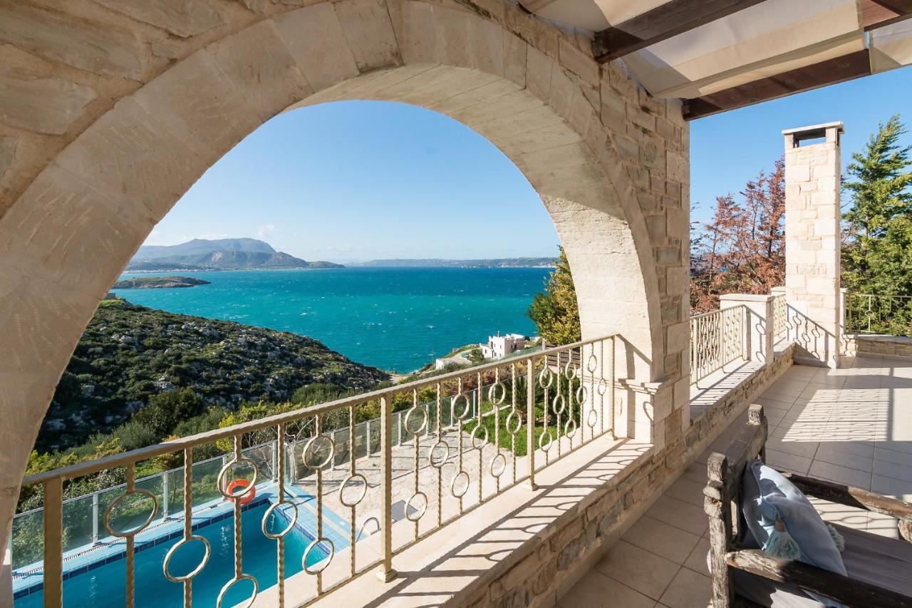 Hectoras In By Apokoronas-villas Villa