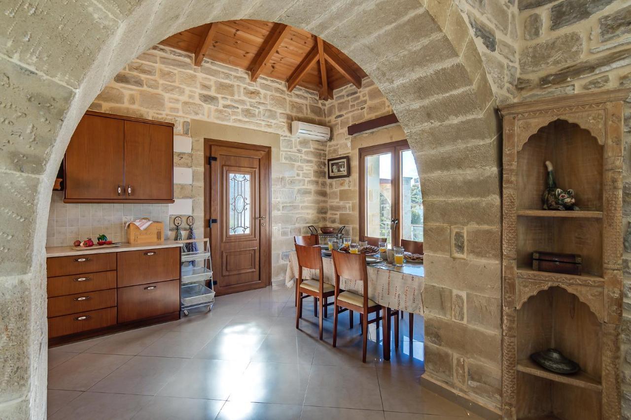 Hectoras In By Apokoronas-villas Plaka (Apokoronas)