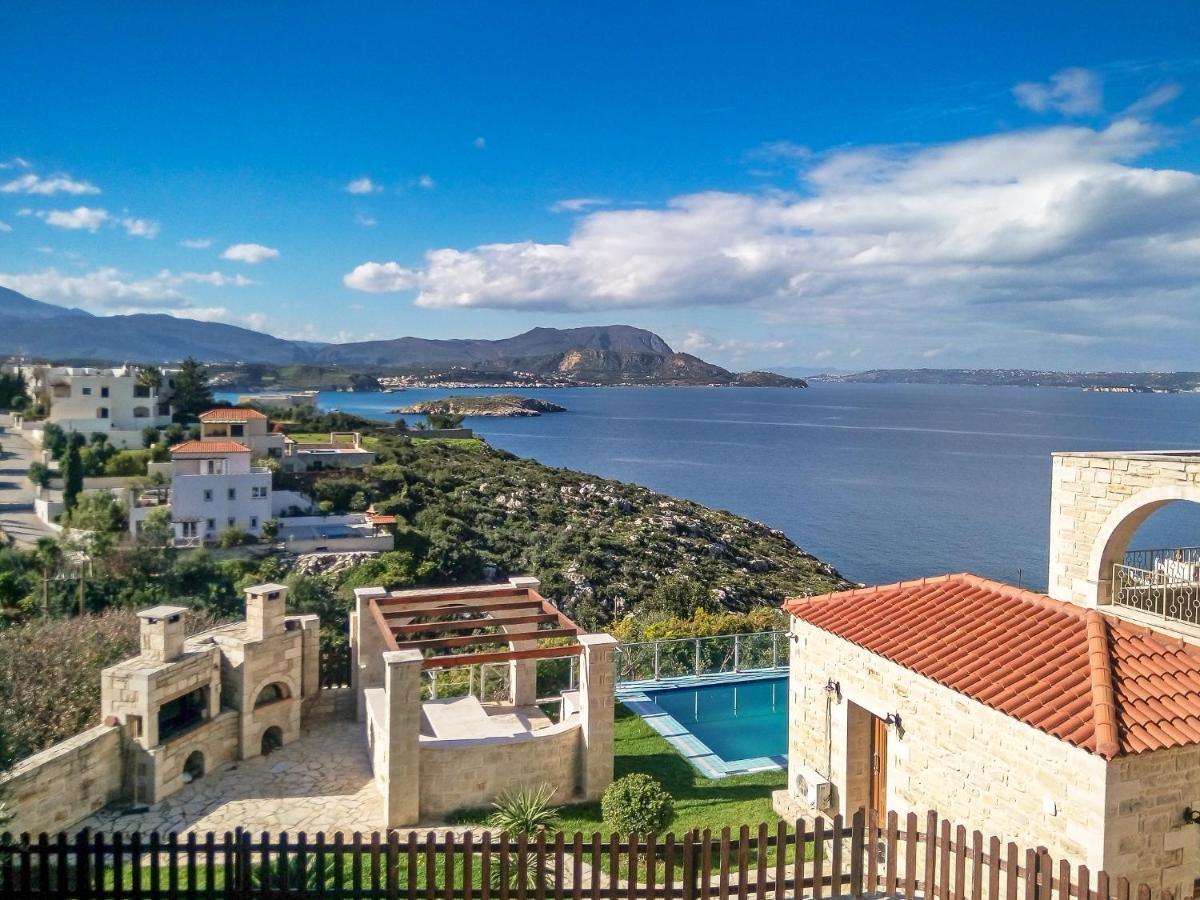 Hectoras In By Apokoronas-villas