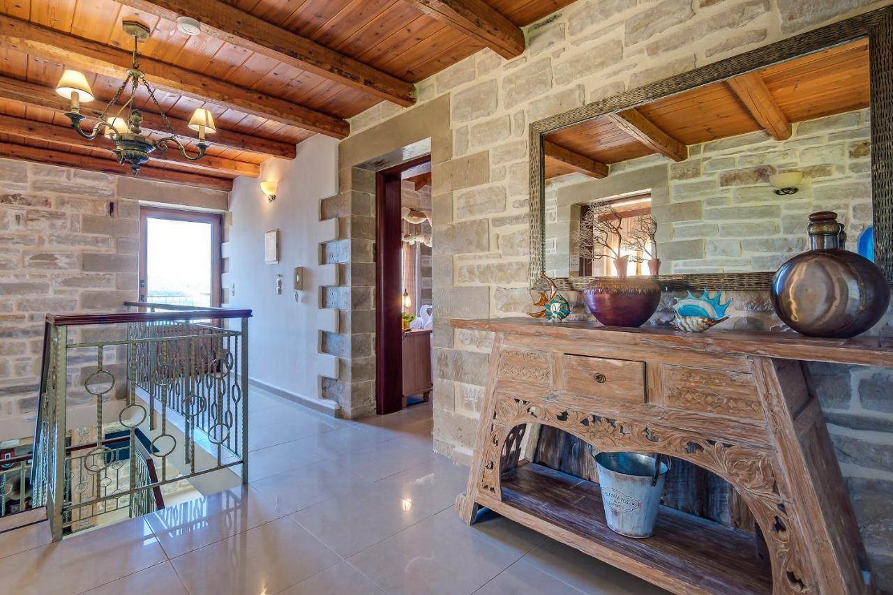 Hectoras In By Apokoronas-villas Plaka (Apokoronas)