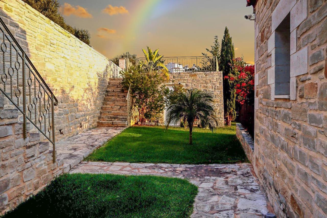 Villa Hectoras In By Apokoronas-villas