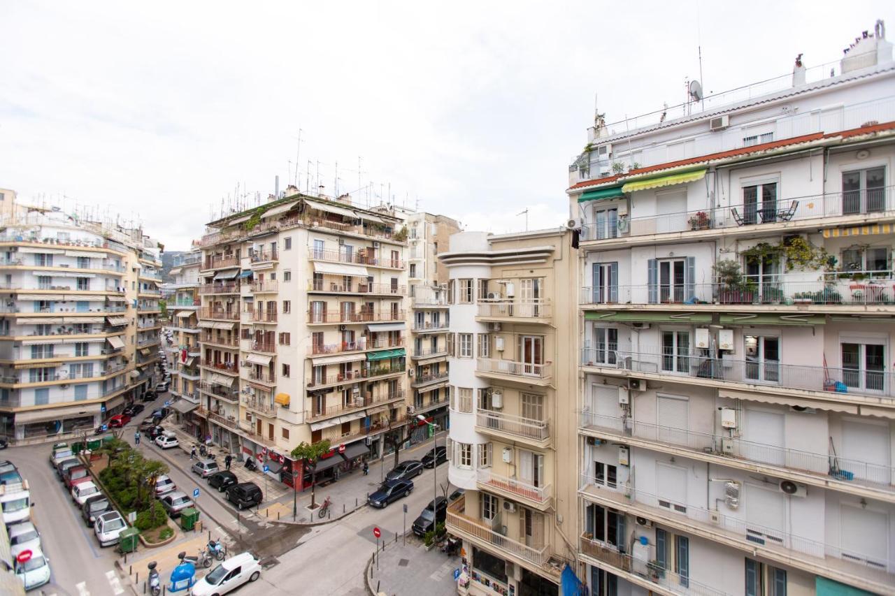 Downtown Luxury Boutique : The Yellow Apartment *