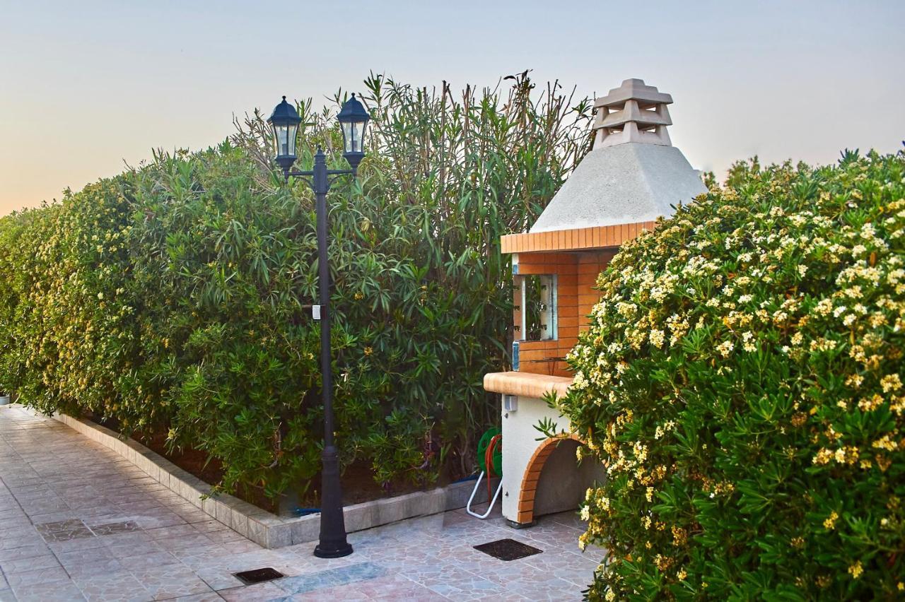 Holiday home Corali House *