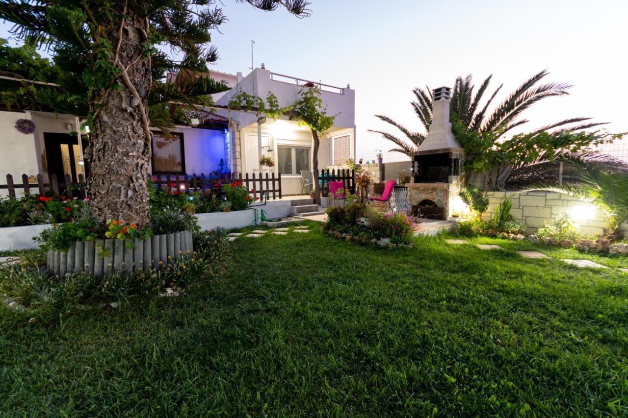 Holiday home Blue Heaven *