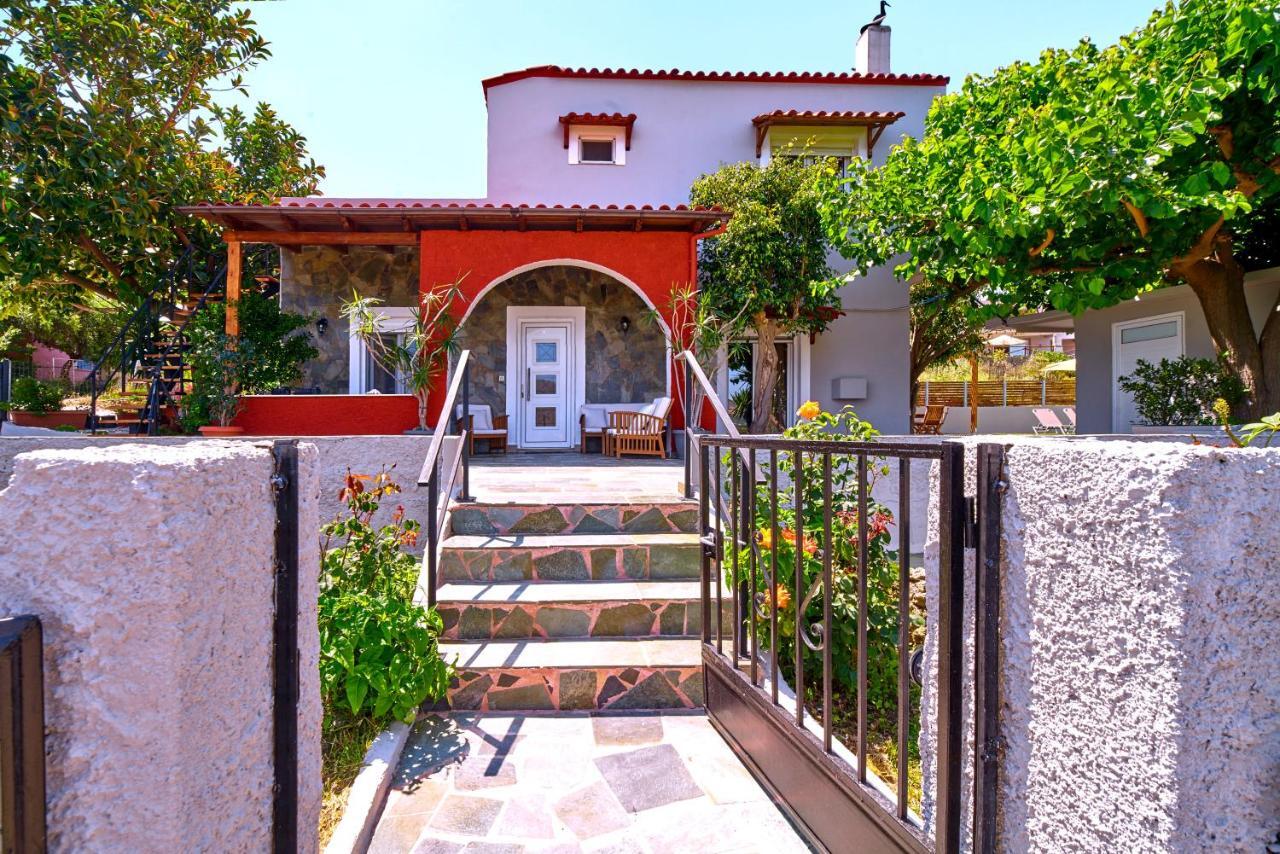 Aelia Villa
