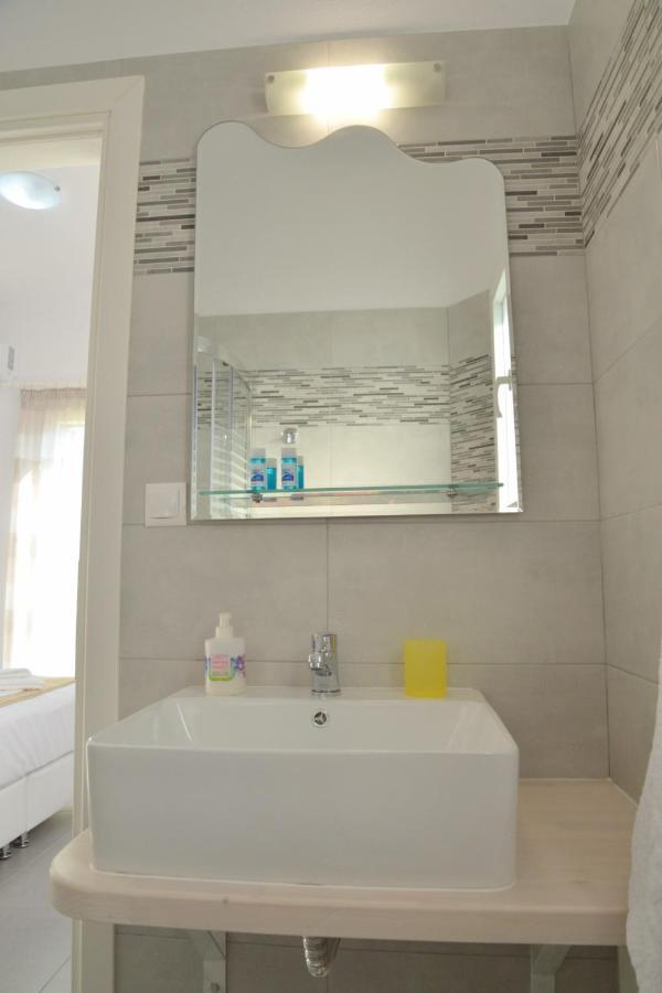 Apartment Zeras Adamantas (Milos)