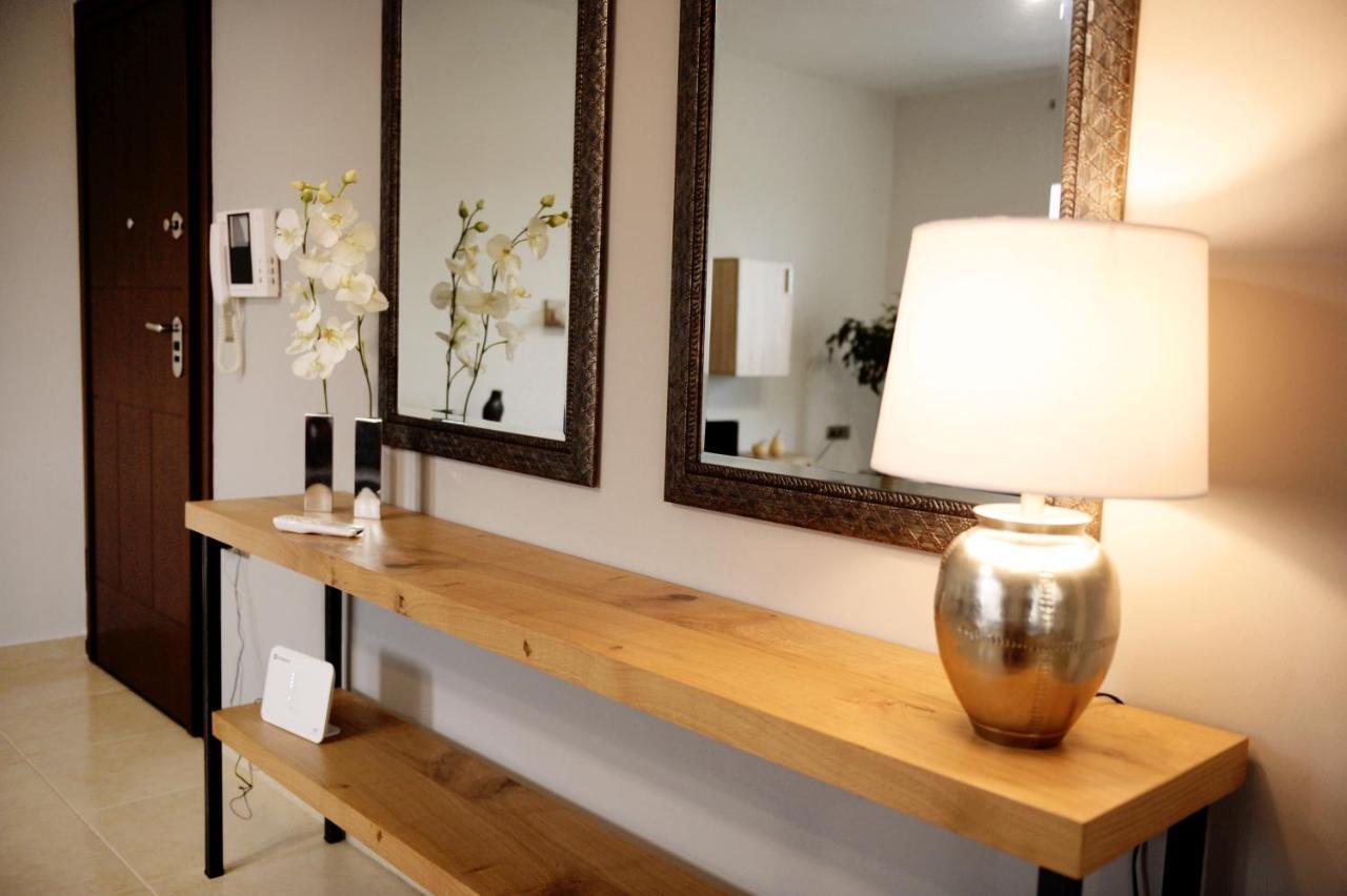 Onar Luxury * Nea Peramos (Macedonia)