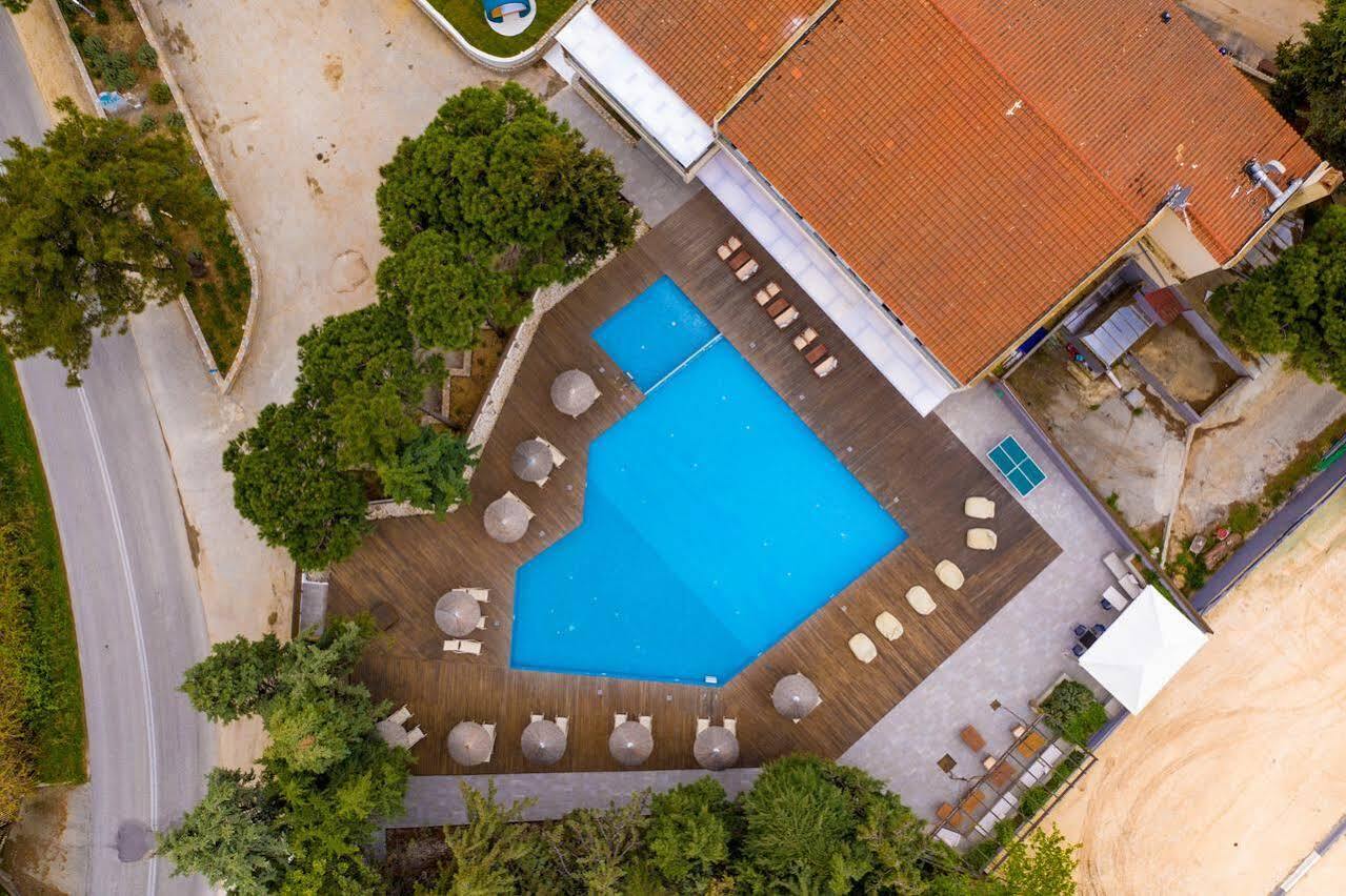 Trypiti Hotel