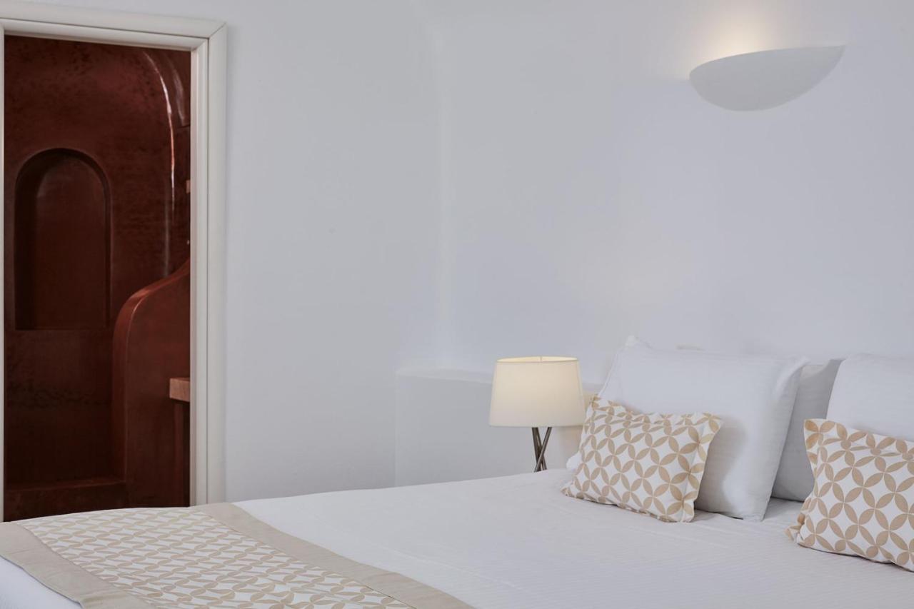 Amber Light 4* Imerovigli (Santorini)