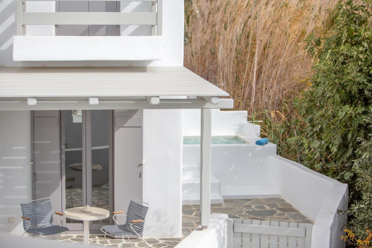 Seven * Glinado Naxos