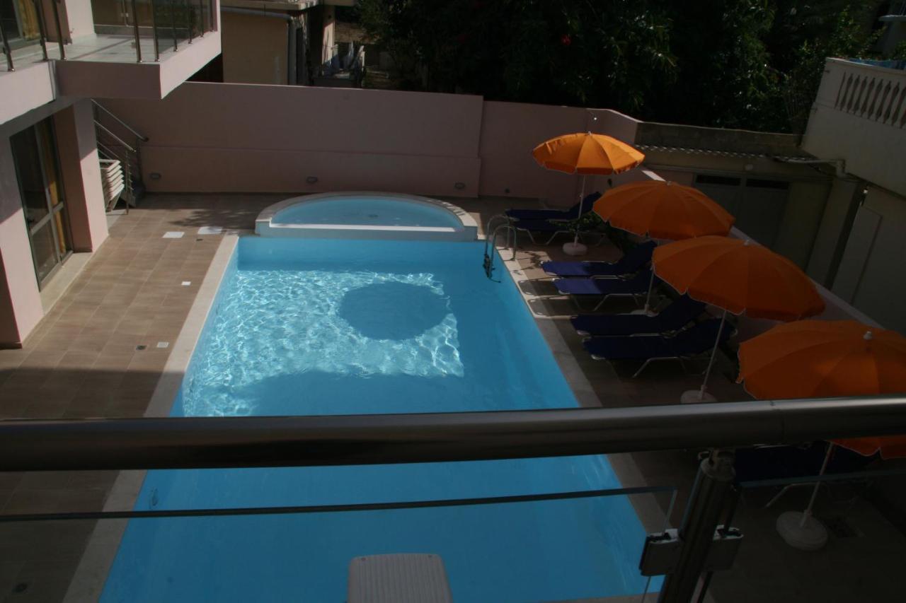 Blue Sky Aparthotel Rethymno (Crete)