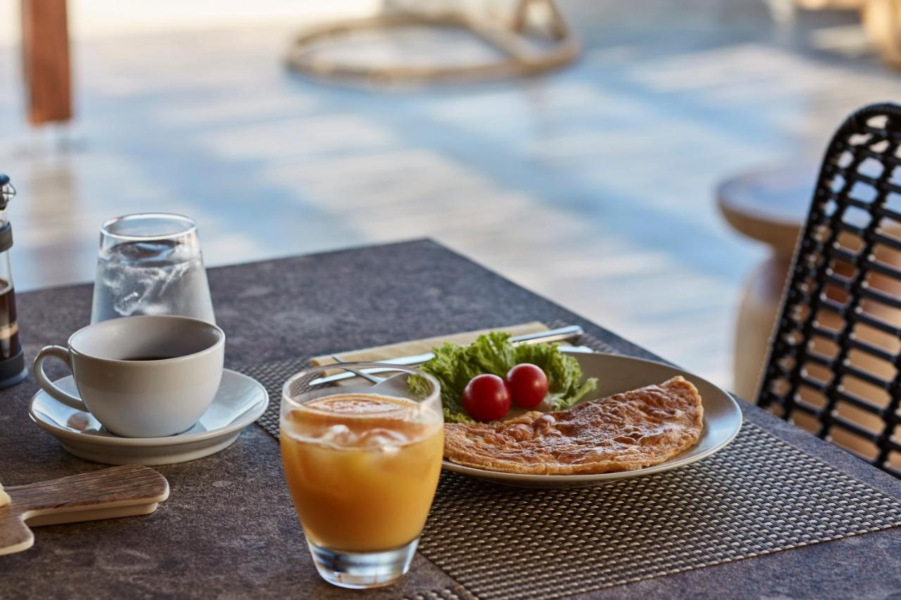 Aparthotel Almyra 3*