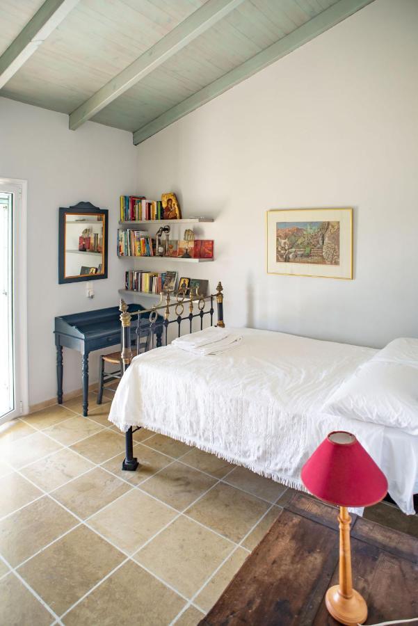 Gaia Villa *