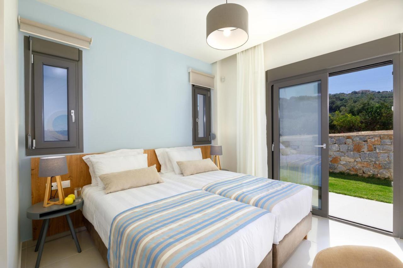 Tilio - New With Private Pool 1400m From The