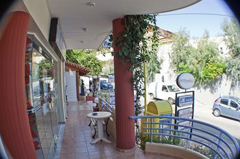 Andy's Plaza Apartment Agia Pelagia (Crete)