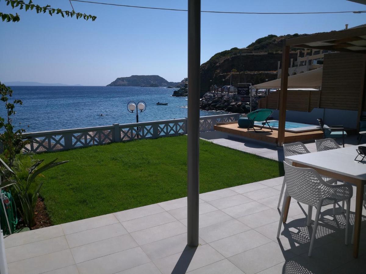 Lenico Seafront Villa