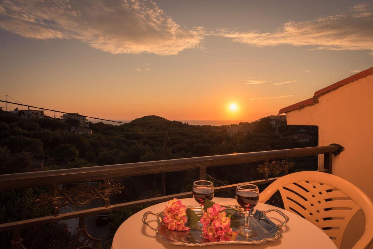 Holiday home Sunset House *