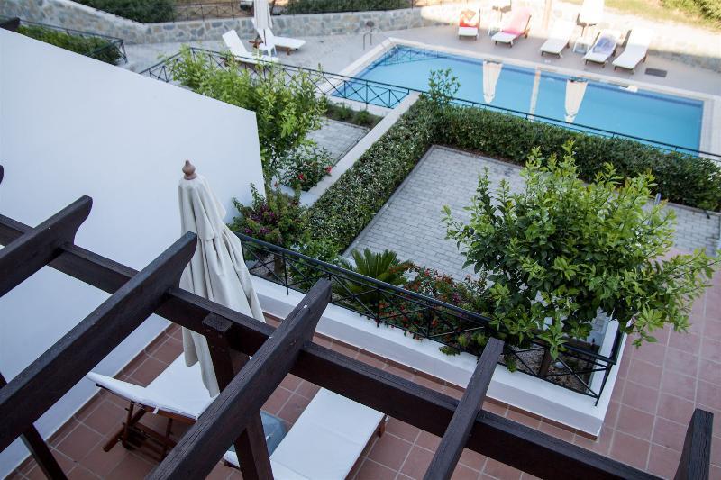 Dreams Villa *