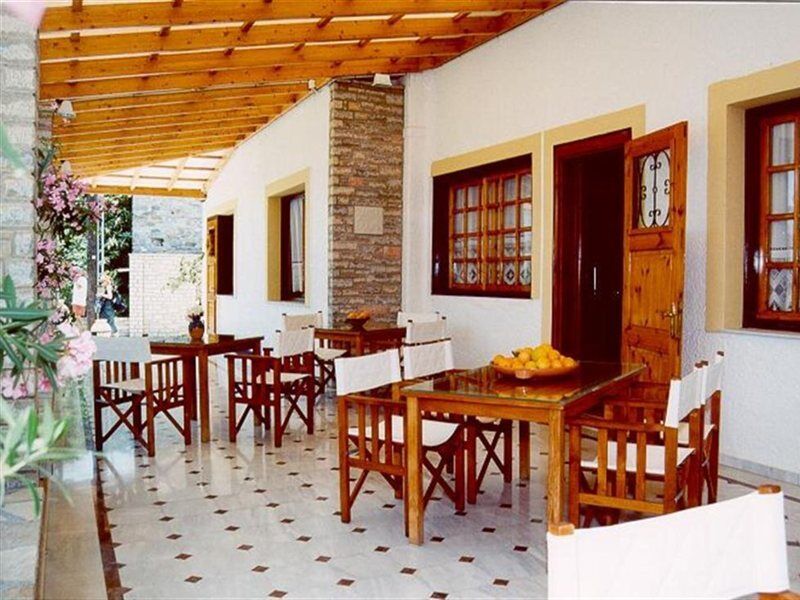 Olympia Village Hotel 3*