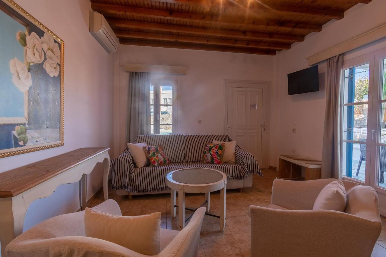 Gelos House Aparthotel 2*
