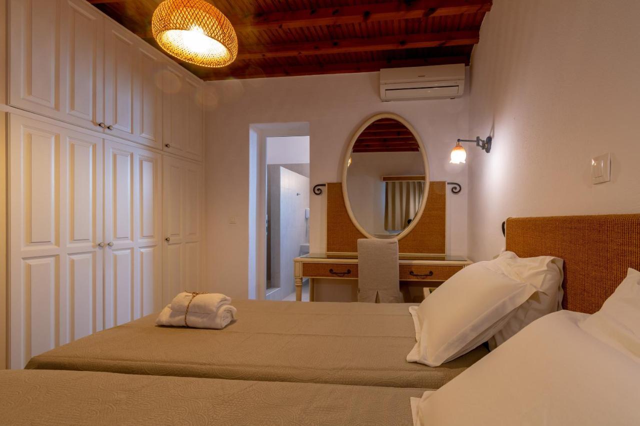 Gelos House Aparthotel
